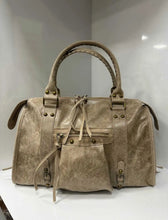 Load image into Gallery viewer, Leather bag large