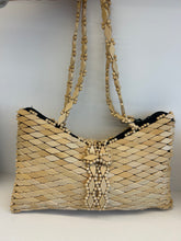 Load image into Gallery viewer, Bonta wooden bag
